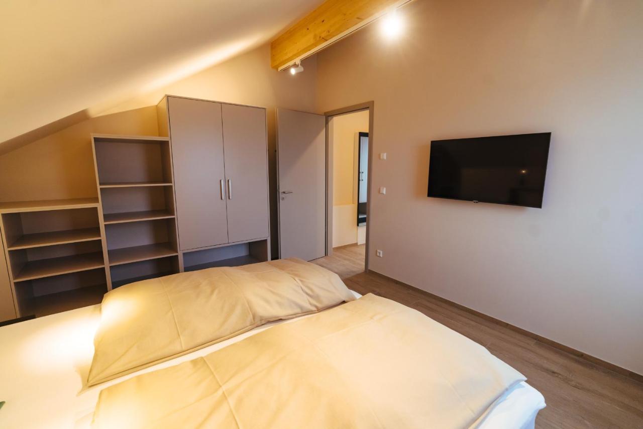 Biohof Doebler Ferienwohnungen Brackenheim エクステリア 写真